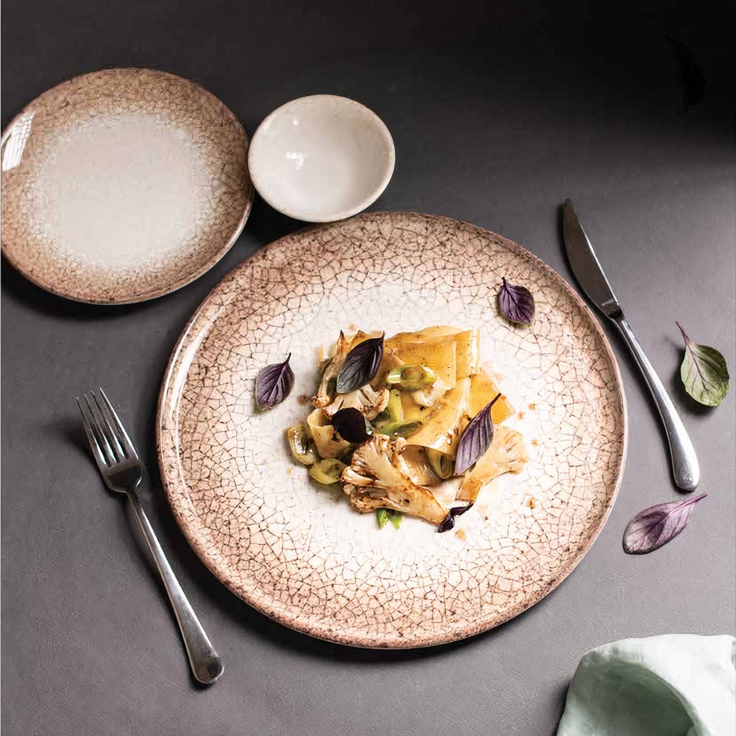 Porcelain Side Plate - Tresco Series, Brown - 23cm Diameter